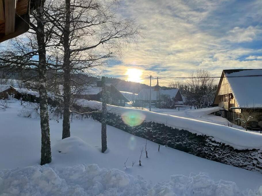 Nuit Insolite - La Cabane Du Haut-Doubs Les Gras Exteriér fotografie